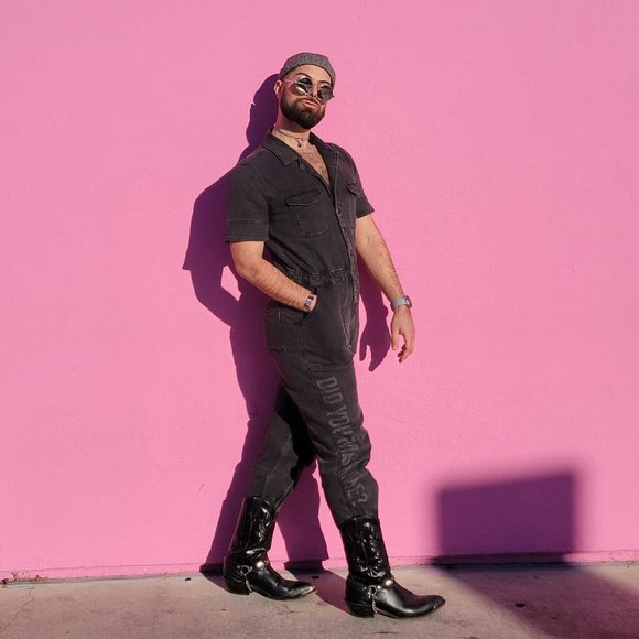 Meet your Posher, Tony - Picture 2 of 15